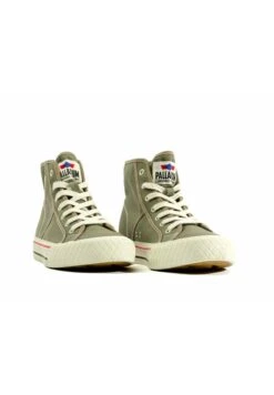 Palladium Palla Louvel - Sneakers Hoog - Dusky Green White Asparagus -Palladium 2a06bad442214a6f96163df6bca2080c