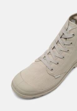 Palladium Mono Chrome Unisex - Veterboots - Rainy Day -Palladium c31c65ecd5fb46bf81d747ad27793814